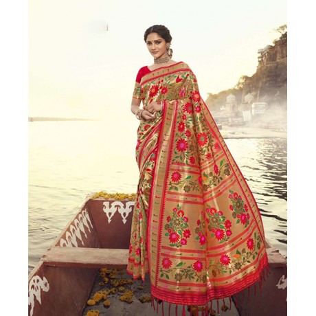 Kanjivaram Soft Woven Silk Saree in Red and Golden